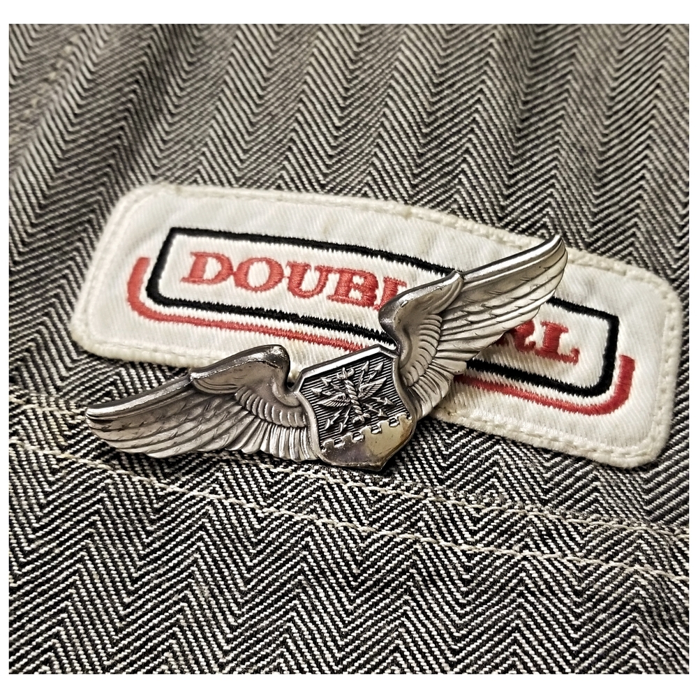 AUTHENTIC VINTAGE USAF NAVIGATOR WINGS LAPEL PIN- 3"X1" - Picture 2 of 6